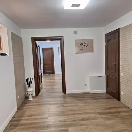 Lesny Dworek - Super Z Tv I Salonem Kominkowym Rum i privatbostad Mrągowo